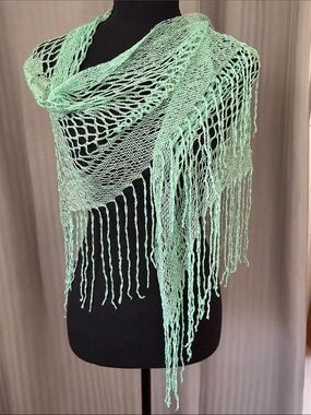 Light Mint w/Gold Threading Knit Fringe Shawl Scarf